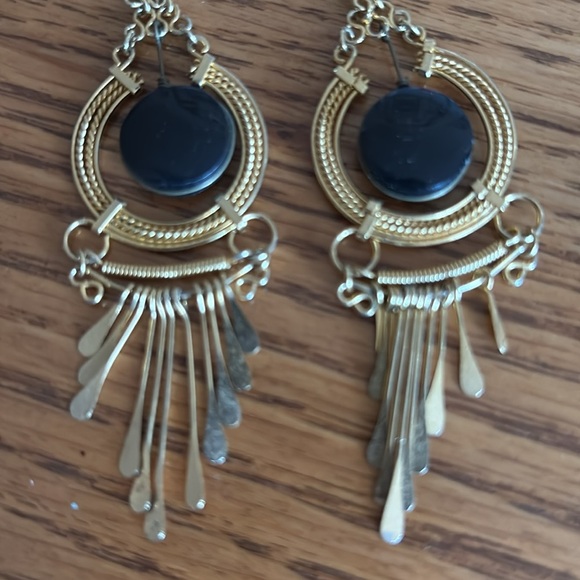 Elegant Gold and Black Dangle Earrings - Picture 3 of 3